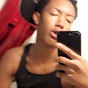 Meet your Posher, Macc